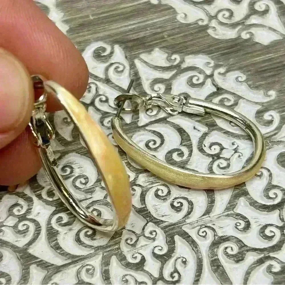 Vintage Silver Tone Glistening Cream Epoxy Hoop Earrings